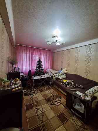 Продам 2-ком.кв-ру, 1/5, Объединенный, Большая Магистральная! Донецк