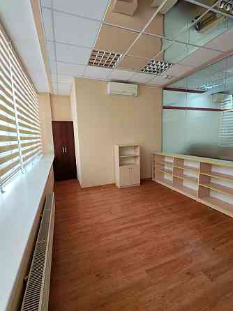 Сдам в аренду коммерческое помещение 168 м². Ворошиловский р-н, Жк Диск. Отдельный вход. Ремонт. Донецк