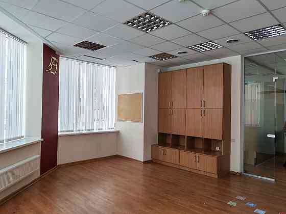 Сдам в аренду коммерческое помещение 168 м². Ворошиловский р-н, Жк Диск. Отдельный вход. Ремонт. Донецк