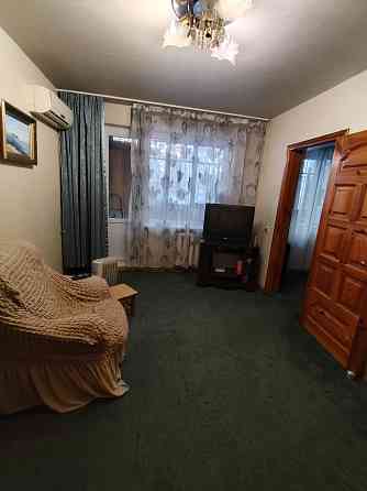 Продам трехкомнатную квартиру в Калининском районе. Донецк