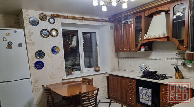 Сдаю двухкомнатную квартиру 72.0 м² этаж 3/5 город Донецк, Ленинский район, Цирк. Донецк - изображение 1