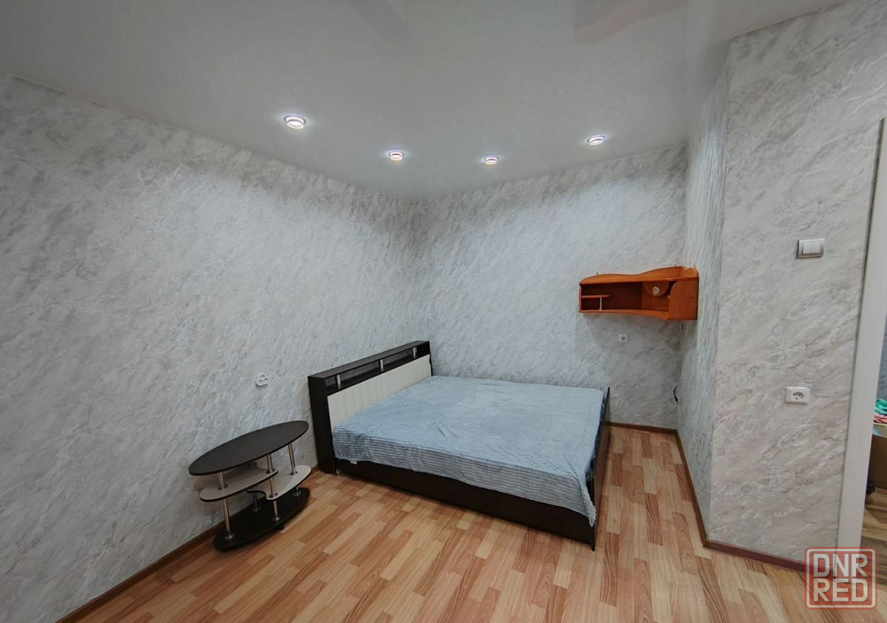 Сдаю однокомнатную квартиру 34.0 м² этаж 9/10 город Донецк, Ворошиловский район, проспект Мира. Донецк - изображение 1