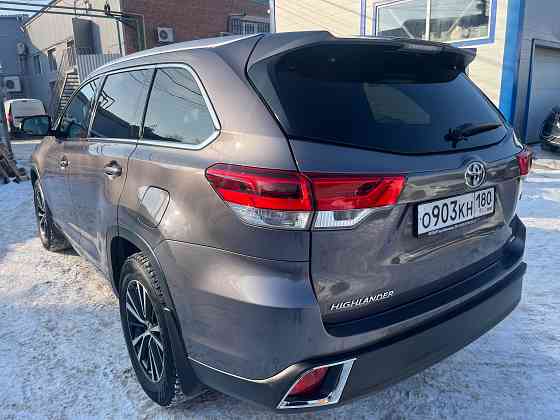 Toyota Highlander Europe Official Донецк