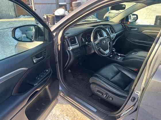 Toyota Highlander Europe Official Донецк