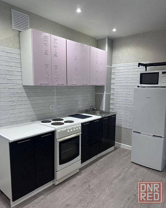 Сдаю однокомнатную квартиру 34.0 м² этаж 1/5 город Донецк, Куйбышевский район, ориентир улица Бакинс Донецк - изображение 1