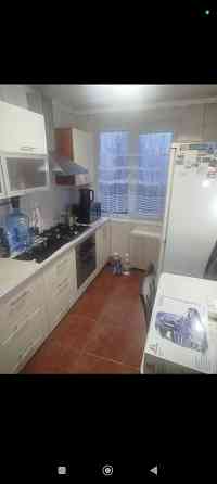 сдам 2 к.кв. ленинский р. дк 21 съезда Куприна 40000 р. горячая холодная постоянно.. Донецк