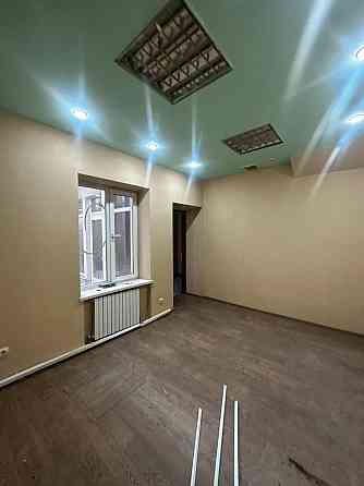 Предлагается в аренду 2-хэтажный дом под уютные «тихие» офисы! Ворошиловский район ! Донецк