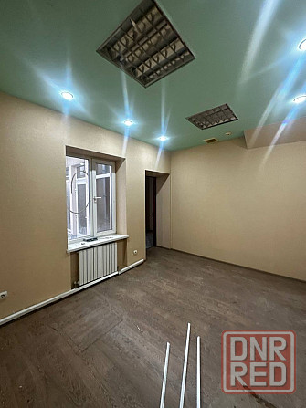 Предлагается в аренду 2-хэтажный дом под уютные «тихие» офисы! Ворошиловский район! Донецк - изображение 2