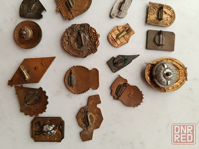 Значки Донецк - изображение 2