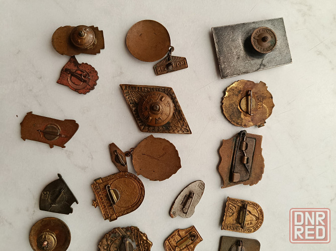 Значки Донецк - изображение 3