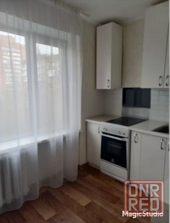 Продается крупно габаритная 1к, с двумя балконами в центре на дзержинского Донецк - изображение 2