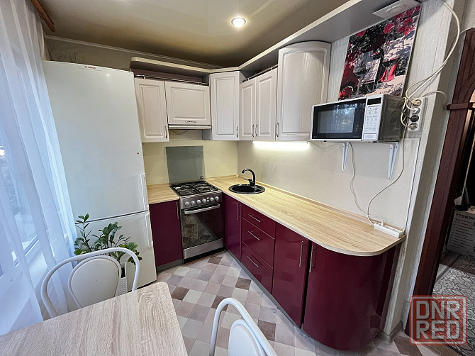 Сдается двухкомнатная квартира а длительный срок по ул. Тренева Киевский район. рядом Тц Донецк Сити Донецк - изображение 2