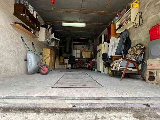 Продам добротный гараж, г. Макеевка, Горняцкий район Макеевка