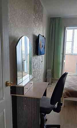 Сдаю двухкомнатную квартиру 64.0 м², город Донецк, Калининский район, Бульвар Шевченко, ориентир Мед Донецк