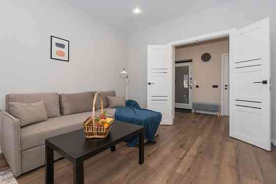 Сдам 3-х комнатную шикарную квартиру с только законченным ремонтом в Ворошиловском районе Донецк