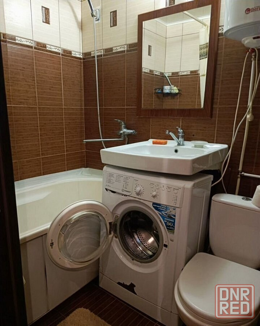 Сдаю однокомнатную квартиру 35.0 м² этаж 1/5 город Донецк, Ворошиловский район, улица Челюскинцев, о Донецк - изображение 5