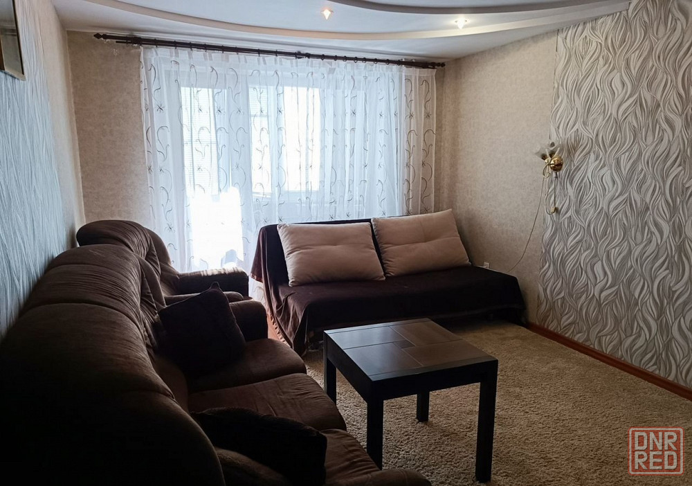 Сдаю однокомнатную квартиру 35.0 м² этаж 1/5 город Донецк, Ворошиловский район, улица Челюскинцев, о Донецк - изображение 2