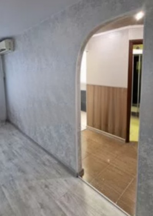 Продается 1к с евро ремонтом на площади буденного,ул. октября Донецк