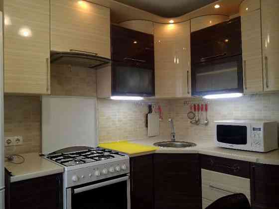 сдам 1-ком квартиру в ленин. р-не, мирный, евро, новая мебель, техника Донецк