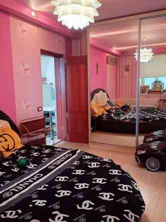 Продаю 2-х комнатную квартиру в Ленинском районе, ул. Танкистов, дк 21 съезда Донецк