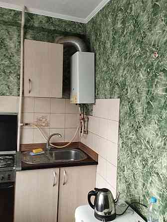 Сдам 1ком Текстильщик ул Петровского д 100 4/5 вода холодная и горячая с колонкой,все есть Донецк