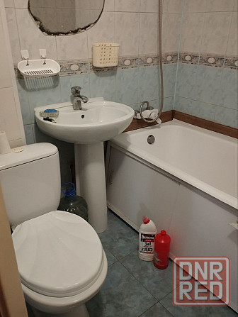 Сдам 1ком Текстильщик ул Петровского д 100 4/5 вода холодная и горячая с колонкой,все есть Донецк - изображение 8