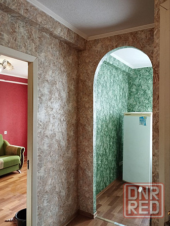 Сдам 1ком Текстильщик ул Петровского д 100 4/5 вода холодная и горячая с колонкой,все есть Донецк - изображение 7