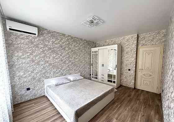 Сдается двухкомнатная квартира в Ворошиловском районе, проспект Дзержинского, 8. Донецк