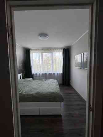 Сдается Двухкомнатная квартира Район: Калининский район (ориентир мед. институт) Донецк