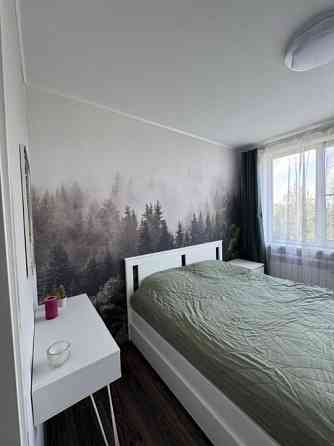 Сдается Двухкомнатная квартира Район: Калининский район (ориентир мед. институт) Донецк