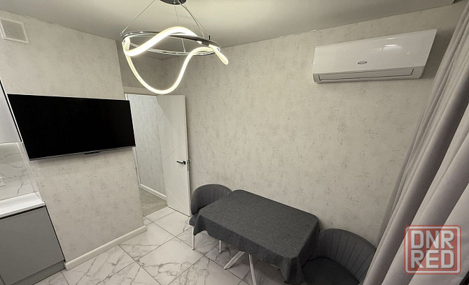 Сдаю двухкомнатную квартиру на 6 этаже многоэтажного дома в Киевском районе Донецк - изображение 2