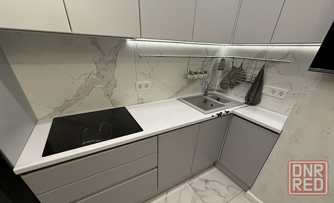 Сдаю двухкомнатную квартиру на 6 этаже многоэтажного дома в Киевском районе Донецк - изображение 1