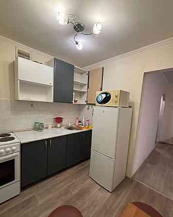 Сдаю однокомнатную квартиру 30.0 м² этаж 3/5 город Донецк, Ворошиловский район, ориентир Золотое кол Донецк