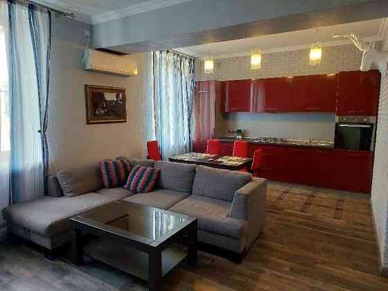 Сдам 2к кв в центре с водой Донецк