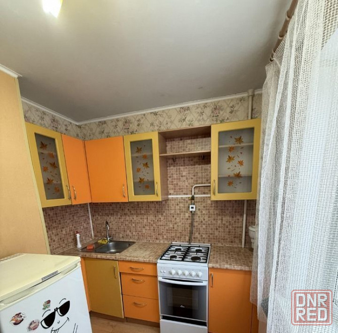 Сдам однокомнатную квартиру в Ленинском районе Донецк - изображение 2