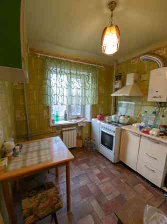 Продам 3х комнатную квартиру Куйбышевский район Бакинских Комиссаров Донецк