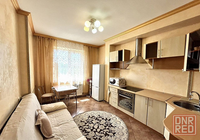 Сдаю однокомнатную квартиру 40.0 м² этаж 6, город Донецк, Ворошиловский район, проспект 25-летия Донецк - изображение 1