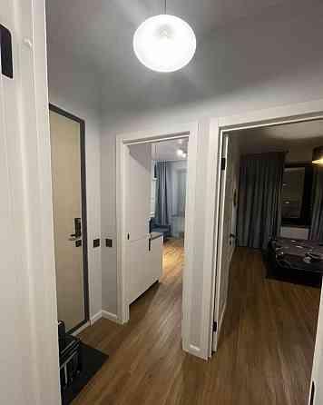 Сдаю двухкомнатную квартиру 38.0 м² этаж 5/12. Ленинский район( ориентир Цирк Космос Вода постоянно, Донецк