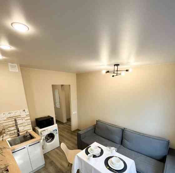 Сдается: Однокомнатная квартира! Этаж: 4/9 Район: Кировский (рядом с Ленинским проспектом) Донецк