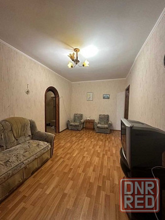 Сдается 2-х комнатная квартира в Буденовском районе. Ориентир: улица 230-й Стрелковой Дивизии, 7 Донецк - изображение 2