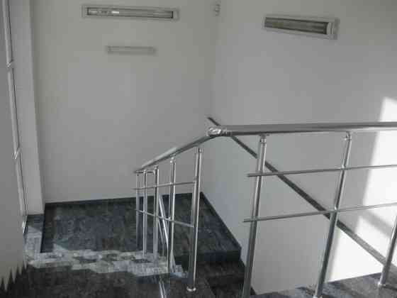 Сдам офис 18 кВ метров розы Люксембург под юр адрес Донецк