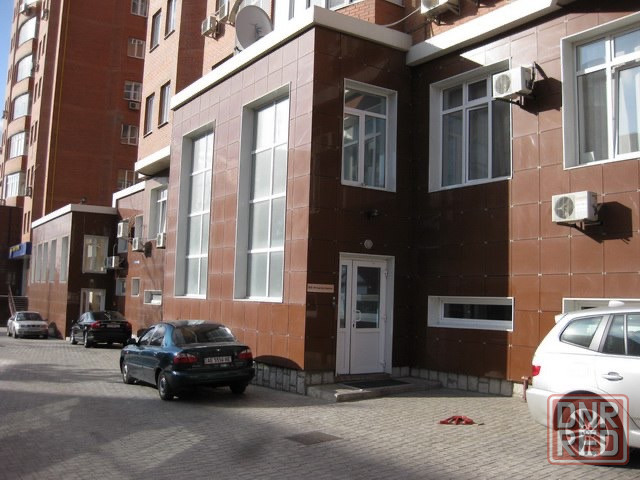 Сдам офис 18 кВ метров розы Люксембург под юр адрес Донецк - изображение 1