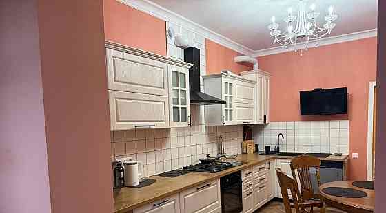 Сдается просторная двухкомнатная квартира в Калининском районе. 3 этаж. Донецк