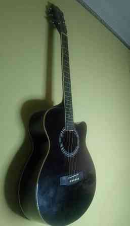 Продам гитару Горловка