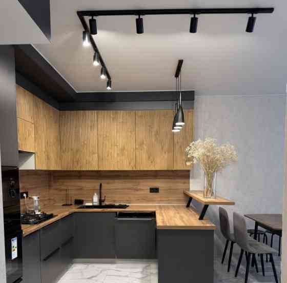 Срочная сдача крупногабаритной двухкомнатной квартиры по адресу Киевский район, ул. Тренева. Донецк