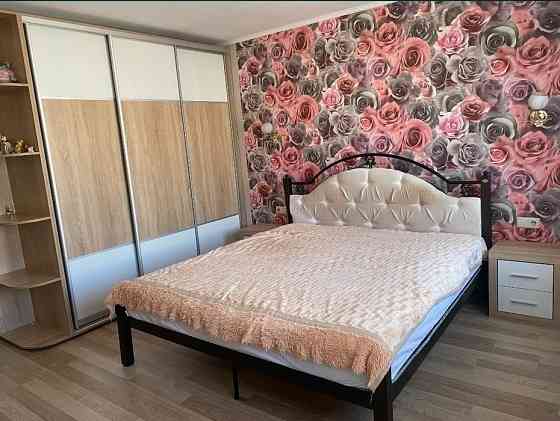 Сдаётся 2-х комнатная квартира Район: Буденновский, площадь Буденного Донецк