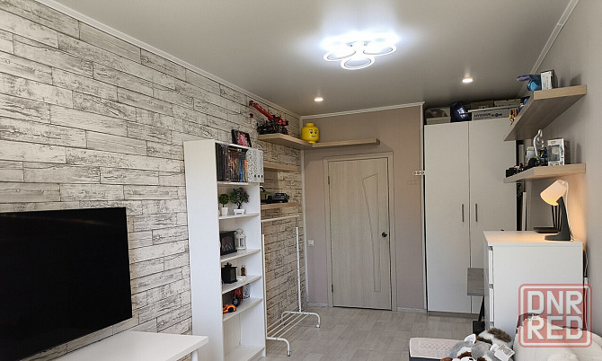 Срочно сдам однокомнатную квартиру!! Пролетарский район, ул. Залесная, 3 этаж из 9, 37кв.м Донецк - изображение 1