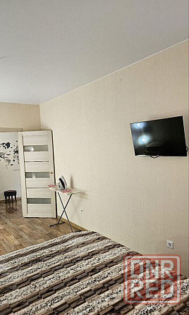 Сдаю однокомнатную квартиру 42.0 м² этаж 2/9, город Донецк, Калининский район, улица Капитана Ратник Донецк - изображение 2