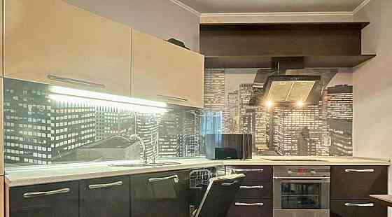 Срочно сдается двухкомнатная квартира в Калининском районе по ул. Разенкова Донецк