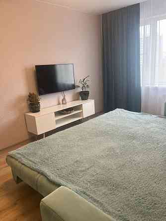 Сдаётся двухкомнатная квартира после ремонта (Буденновский район). Ориентир Караван Донецк